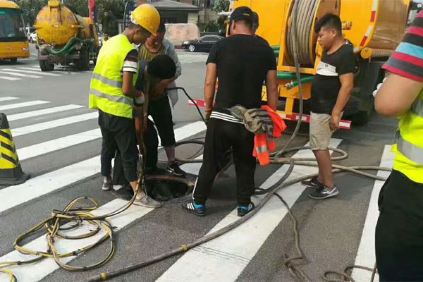 抽下水井